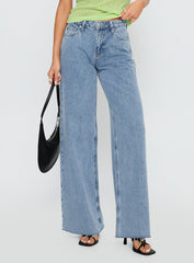 Darla Low Rise Straight Jean Vintage Blue Wash